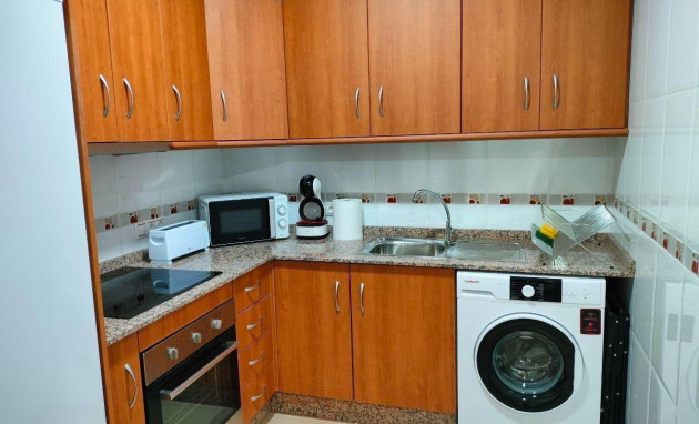 Herverkoop - Apartment - Torrevieja - Estacion de autobuses