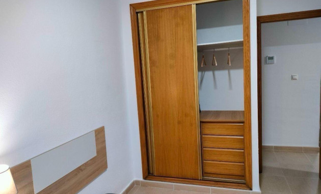 Herverkoop - Apartment - Torrevieja - Estacion de autobuses