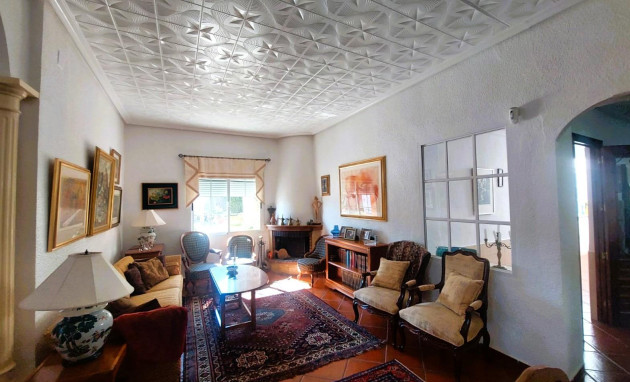 Herverkoop - Masia - La marina - La Marina