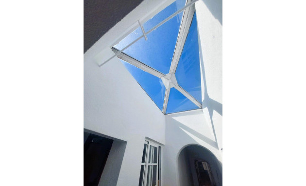 Herverkoop - Masia - La marina - La Marina