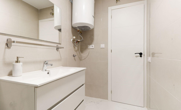 Herverkoop - Apartment - Torrevieja - Punta prima