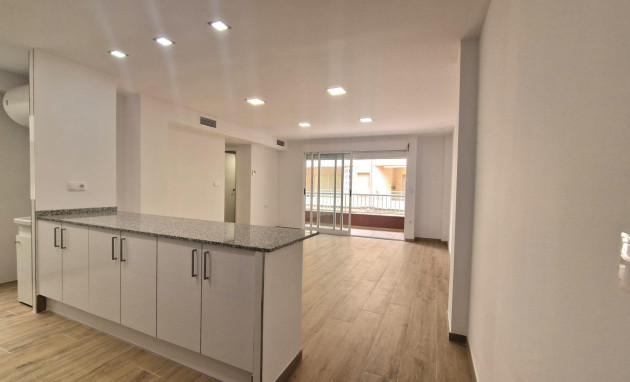 Revente - Apartment - Torrevieja - La Mata