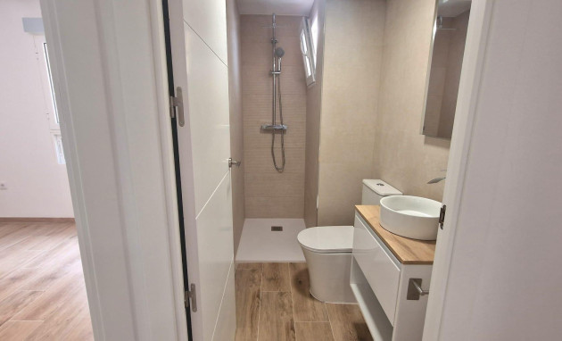 Revente - Apartment - Torrevieja - La Mata