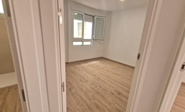 Revente - Apartment - Torrevieja - La Mata