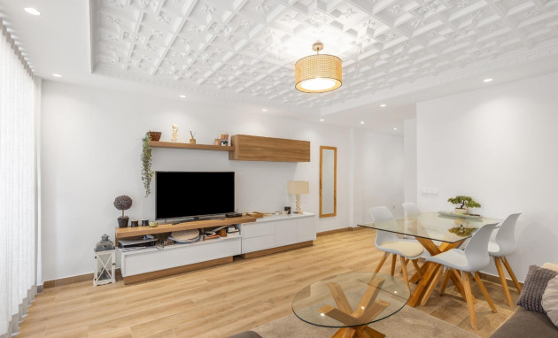 Herverkoop - Apartment - Torrevieja - Acequion