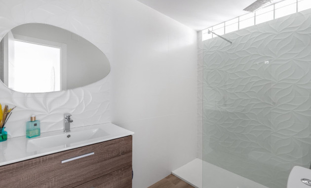 Herverkoop - Apartment - Torrevieja - Acequion