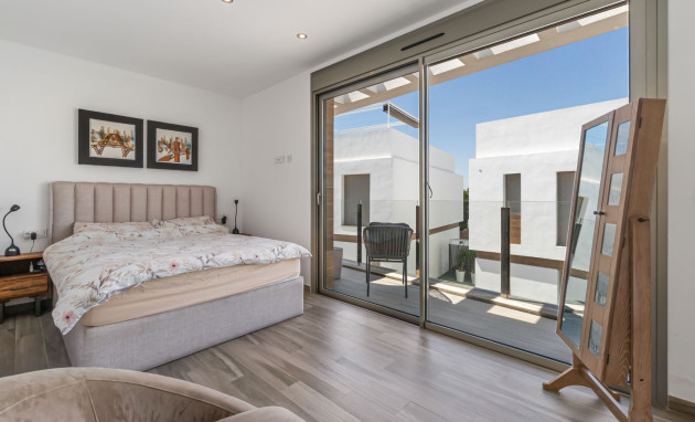 Herverkoop - Villa - Orihuela Costa - Villamartín