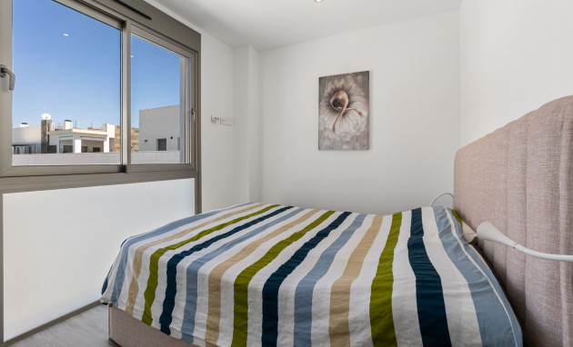 Herverkoop - Villa - Orihuela Costa - Villamartín