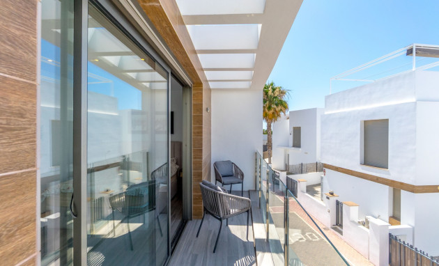 Herverkoop - Villa - Orihuela Costa - Villamartín