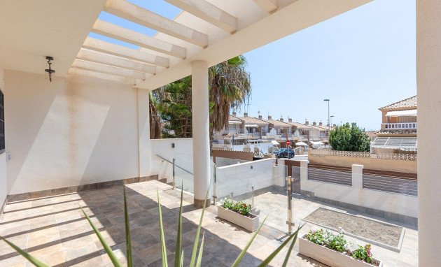 Herverkoop - Villa - Torrevieja - Aguas Nuevas