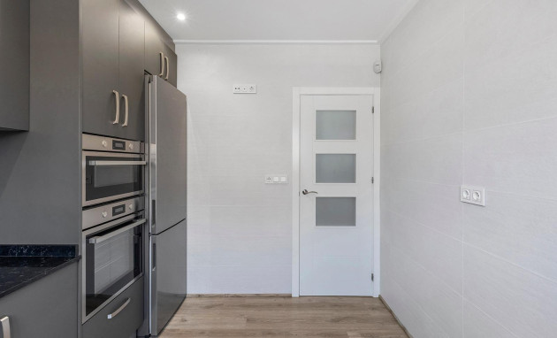 Herverkoop - Villa - Torrevieja - Aguas Nuevas