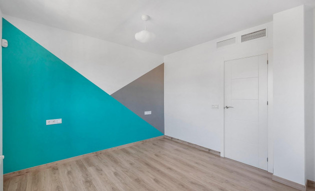 Herverkoop - Villa - Torrevieja - Aguas Nuevas