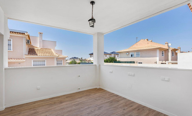 Herverkoop - Villa - Torrevieja - Aguas Nuevas