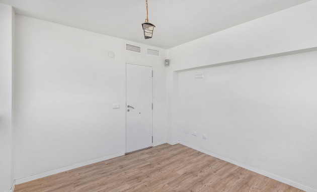 Herverkoop - Villa - Torrevieja - Aguas Nuevas