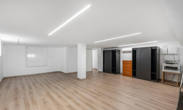 Herverkoop - Villa - Torrevieja - Aguas Nuevas