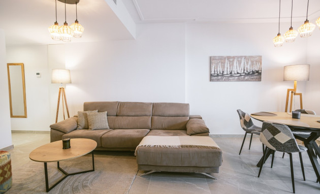 Herverkoop - Apartment - Torrevieja - Playa del Cura