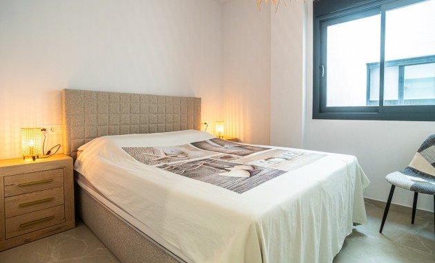 Herverkoop - Apartment - Torrevieja - Playa del Cura