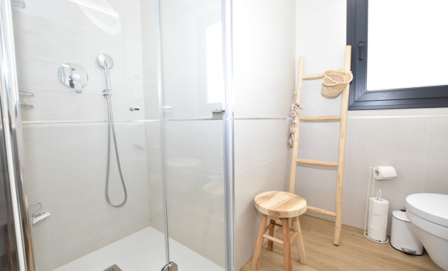 Herverkoop - Appartement - Studio - Torrevieja - Los Balcones