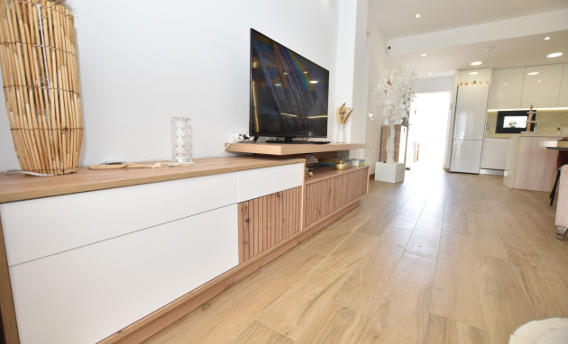 Herverkoop - Appartement - Studio - Torrevieja - Los Balcones