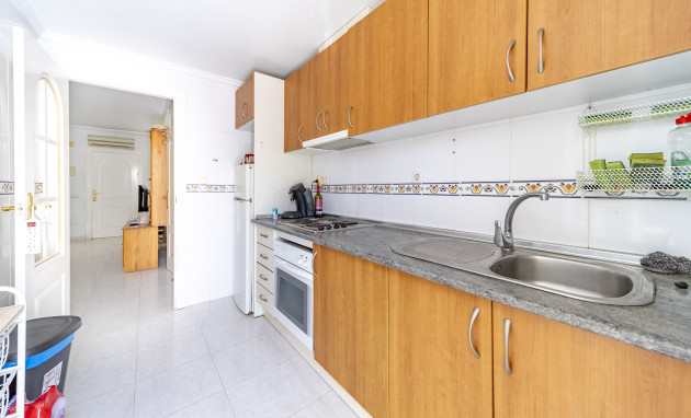 Revente - Casa de Pueblo - Ciudad quesada - Dona Pepa