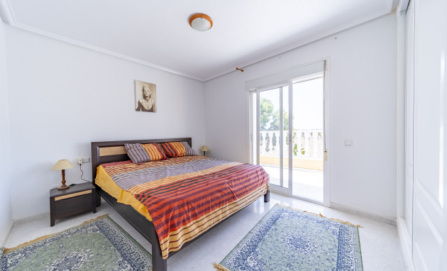 Revente - Casa de Pueblo - Ciudad quesada - Dona Pepa