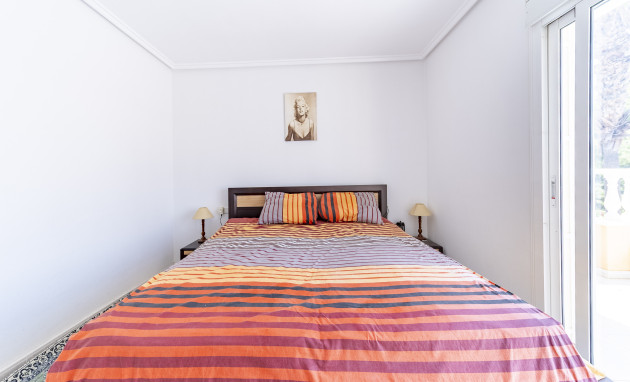 Revente - Casa de Pueblo - Ciudad quesada - Dona Pepa