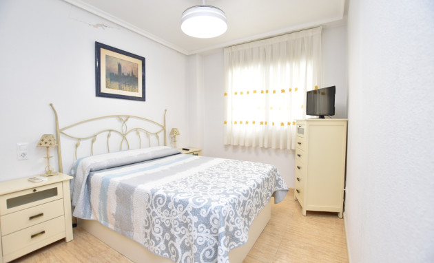 Resale - Apartment - Flat - Formentera del Segura