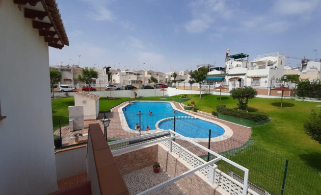Herverkoop - Bungalow - Gelijkvloers - Torrevieja - Los balcones