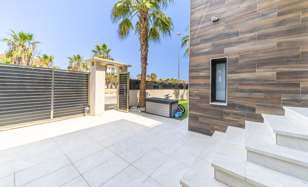 Herverkoop - Villa - Orihuela Costa - Lomas de Cabo Roig