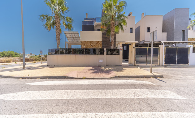 Herverkoop - Villa - Orihuela Costa - Lomas de Cabo Roig