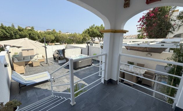 Herverkoop - House - Orihuela Costa - La Zenia