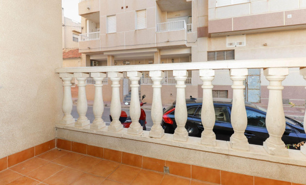 Herverkoop - Apartment - Torrevieja - La Mata pueblo