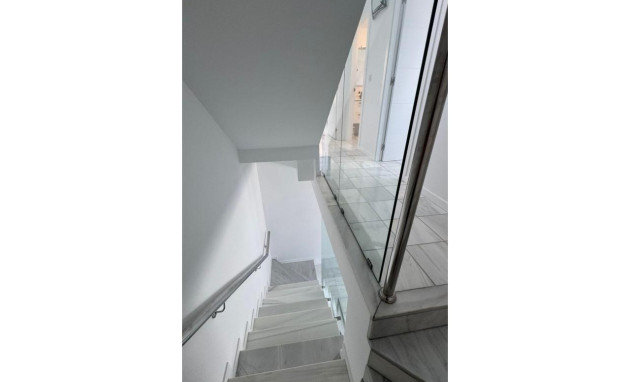 Herverkoop - Villa - Torrevieja - Aguas nuevas 2