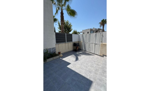 Herverkoop - Villa - Torrevieja - Aguas nuevas 2