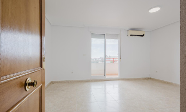 Herverkoop - Apartment - Torrevieja - Playa de los locos