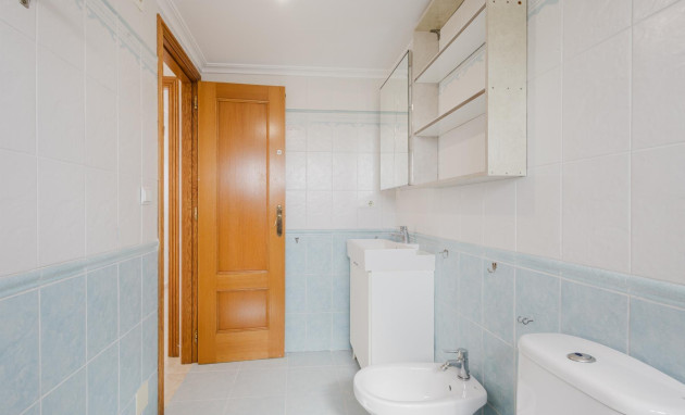 Herverkoop - Apartment - Torrevieja - Playa de los locos