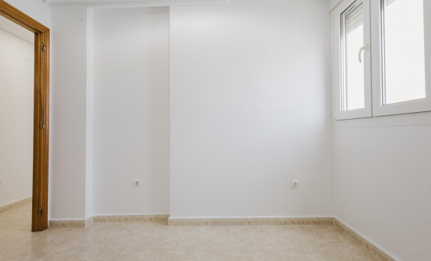 Herverkoop - Apartment - Torrevieja - Playa de los locos