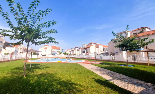 Herverkoop - Bungalow - Gelijkvloers - Orihuela Costa - Playa Flamenca
