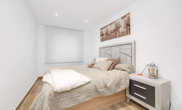 Herverkoop - Apartment - Torrevieja - Acequion