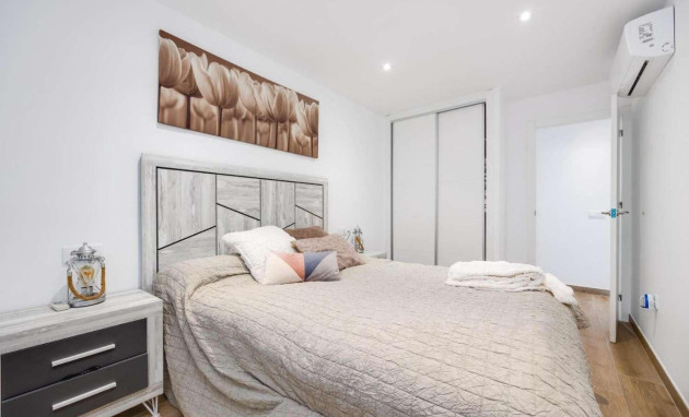 Herverkoop - Apartment - Torrevieja - Acequion