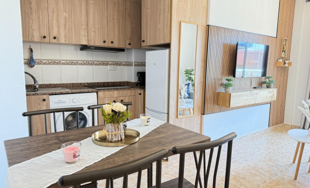 Herverkoop - Apartment - Torrevieja - Los Europeos