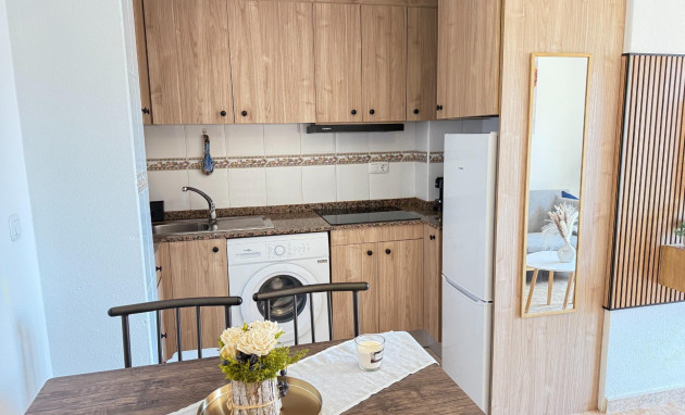 Herverkoop - Apartment - Torrevieja - Los Europeos