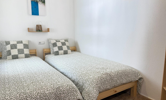 Herverkoop - Apartment - Torrevieja - Los Europeos