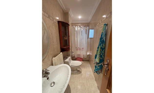 Herverkoop - Apartment - Torrevieja - Playa del cura