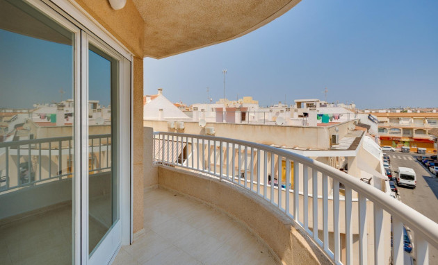 Herverkoop - Apartment - Torrevieja - Estacion de autobuses