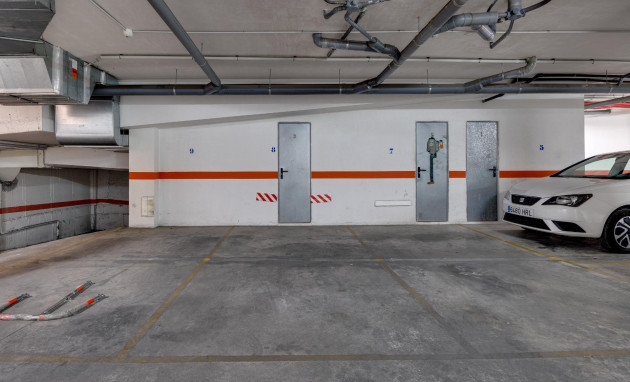 Herverkoop - Apartment - Torrevieja - Estacion de autobuses