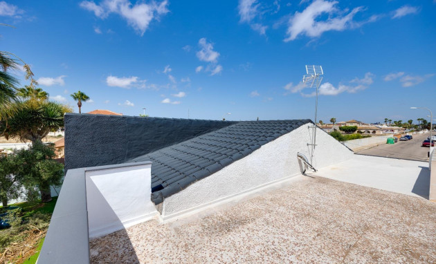 Herverkoop - Villa - Torrevieja - El limonar