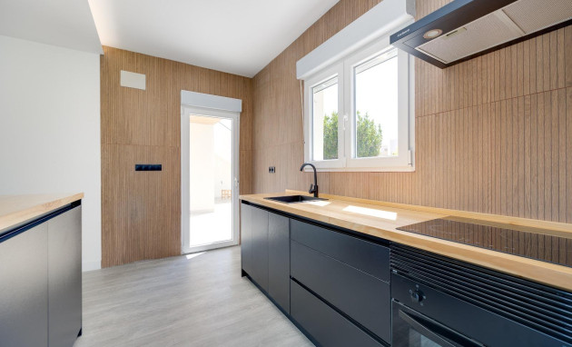 Herverkoop - Villa - Torrevieja - El limonar