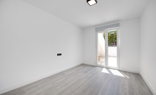 Herverkoop - Villa - Torrevieja - El limonar