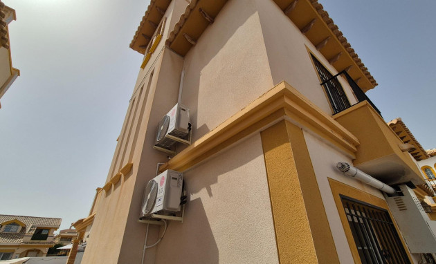 Herverkoop - Villa - Orihuela Costa - Lomas de Cabo Roig-Los Dolses